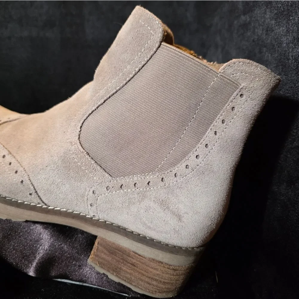 White Mountain Women's Suede Ankle Boots - Light Tan Size 10